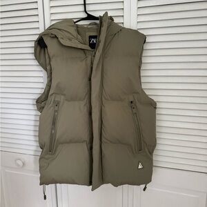 Zara Hooded Puffer Vest